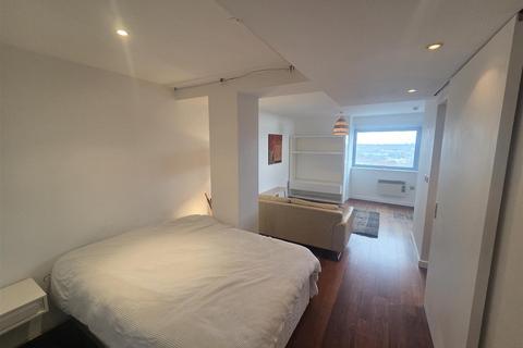 undefined, Old hall Street, LIVERPOOL L3