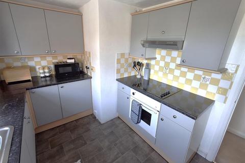 2 bedroom flat to rent, Cambridge Road, Bournemouth