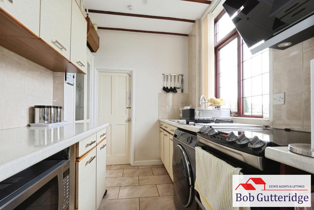 Fitted kitchen