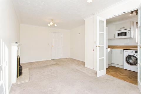 undefined, Haig Court, Chesterton CB4