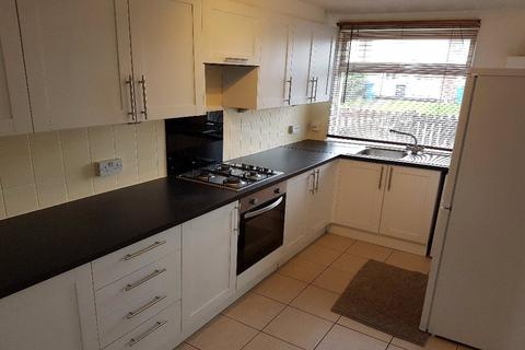 3 bedroom end of terrace house to rent, Gervase Avenue, Lowedges, Sheffield, S8