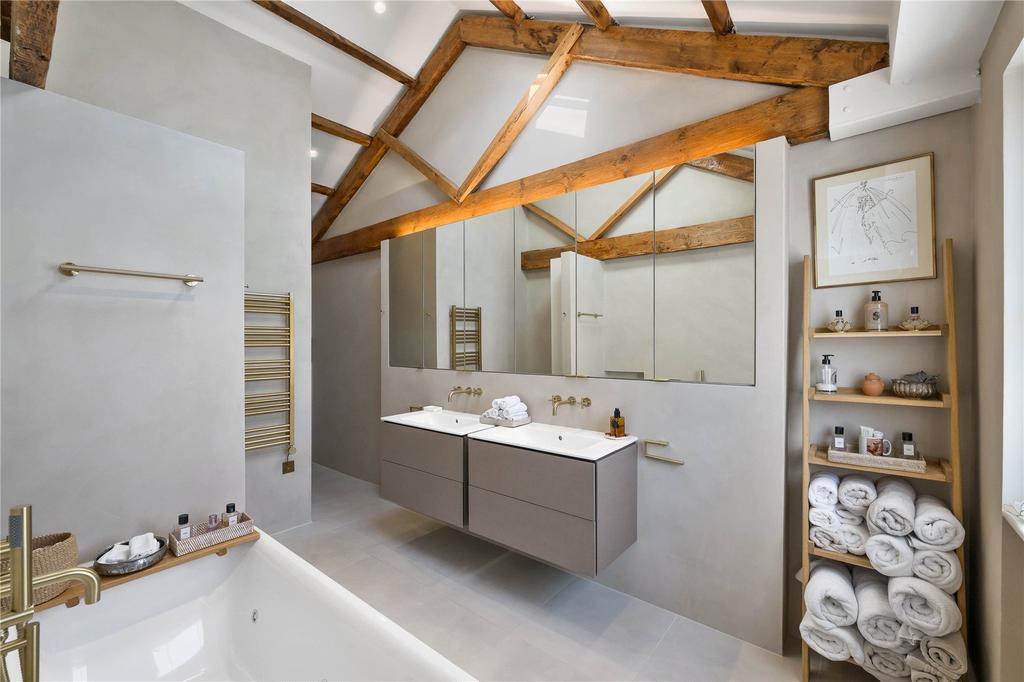 Ensuite Bathroom