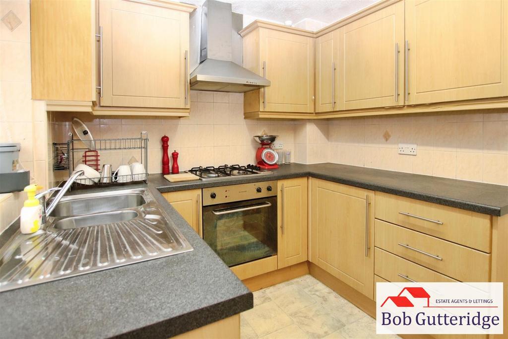 Fitted kitchen