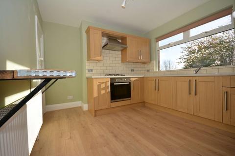 3 bedroom end of terrace house for sale, Lower Wortley Road, Leeds, West Yorkshire