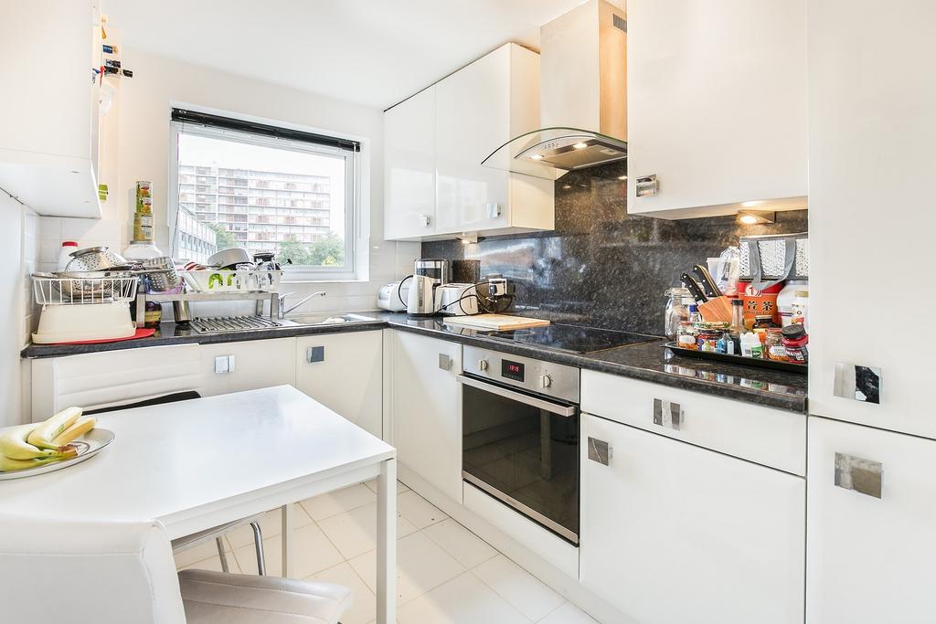 Apartment in London - View 3