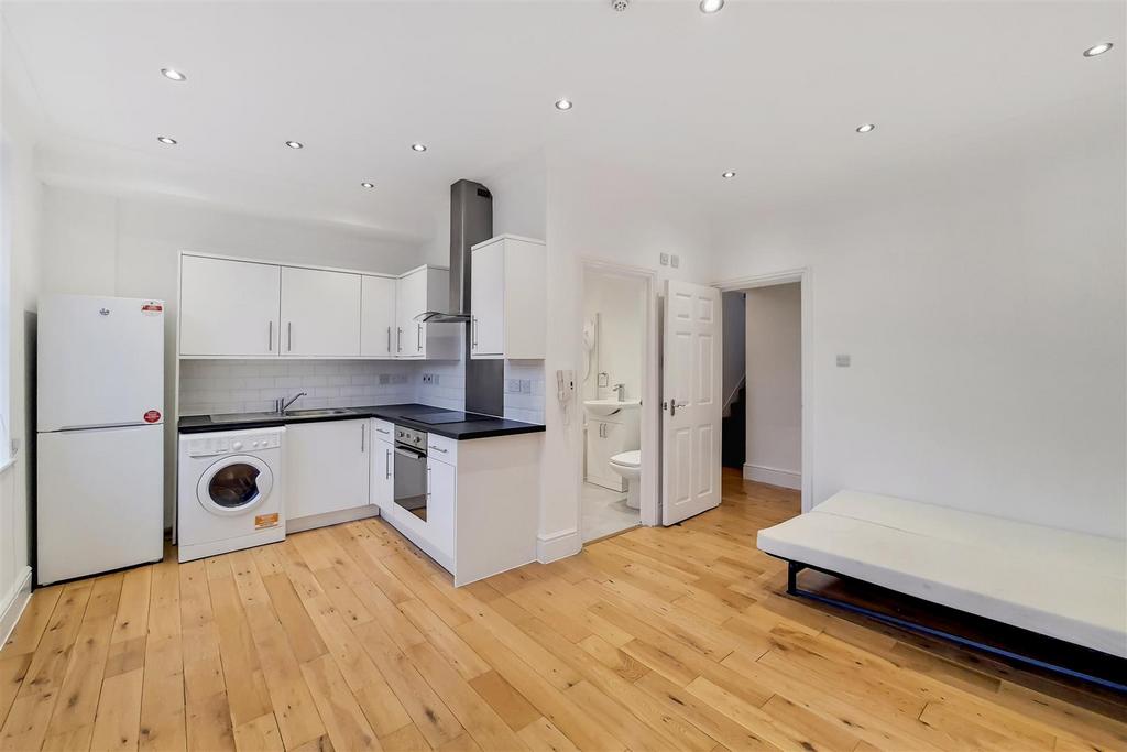 4 Kitchen Reception-2.jpg