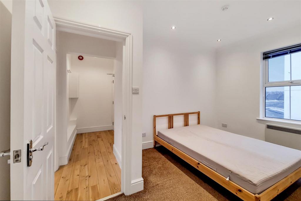 3 Bedroom 3-0.jpg