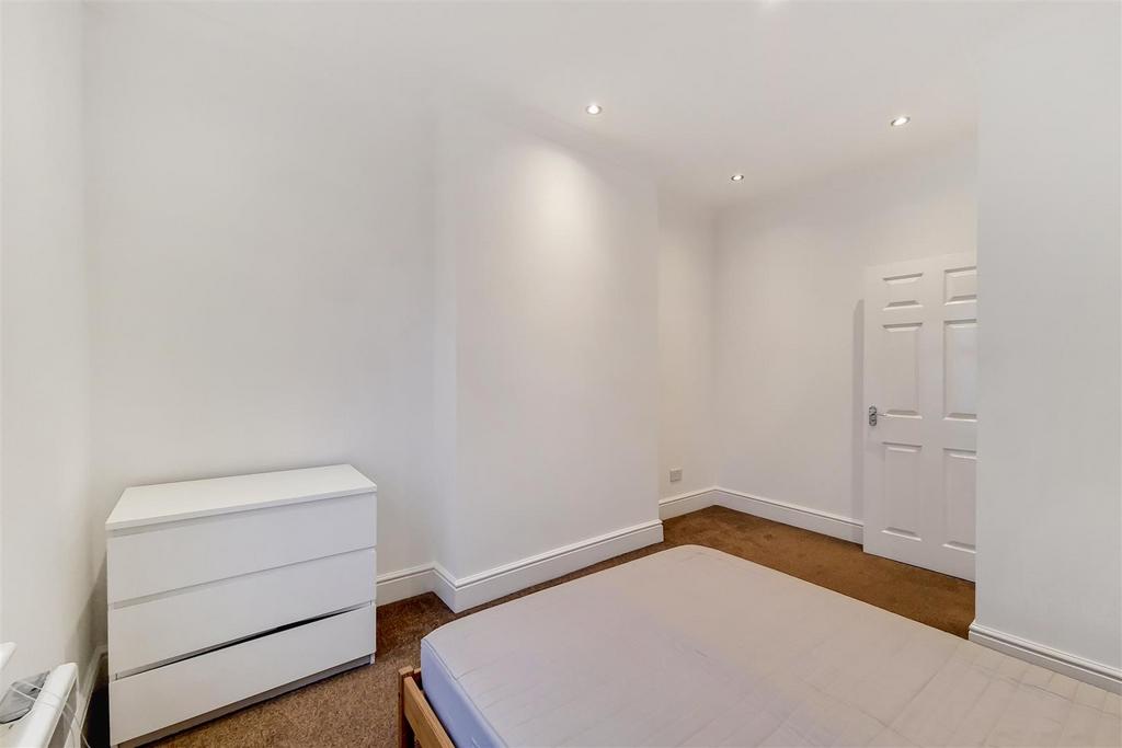 3 Bedroom 3-1.jpg