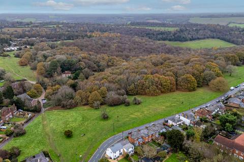 undefined, Mines Close, High Wycombe HP13
