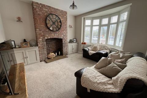 undefined, Huddersfield Road, Stalybridge SK15