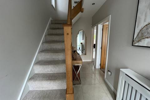 undefined, Huddersfield Road, Stalybridge SK15
