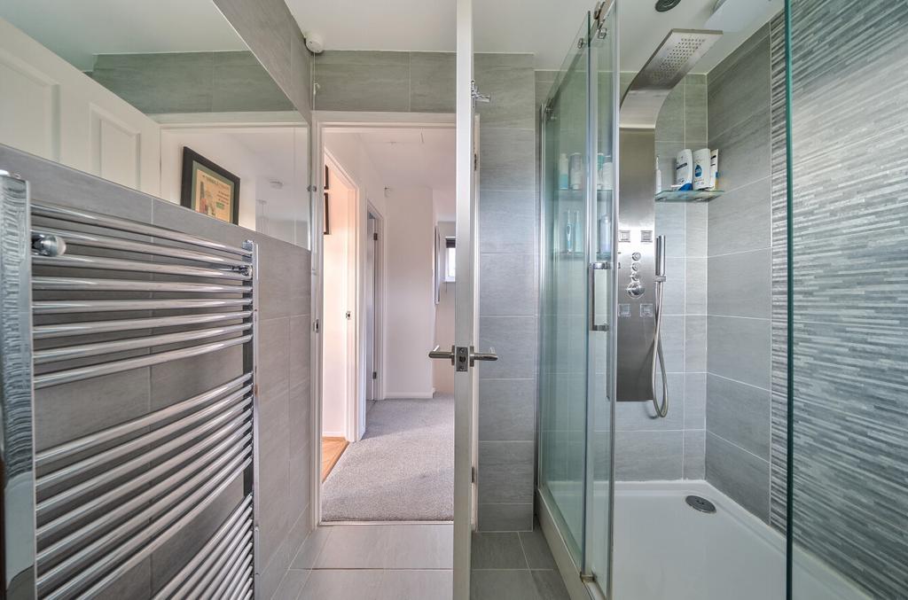 1385016-7-6925c53...