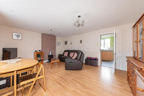 undefined, Cunnington Road, Farnborough GU14