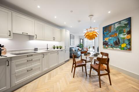 undefined, Park Avenue, Clifton Mansions, NW2