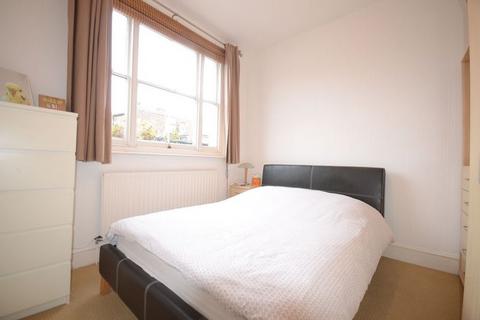 1 bedroom flat to rent, Grove Road, Windsor, SL4