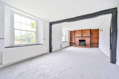 undefined, High Street, Chobham, GU24