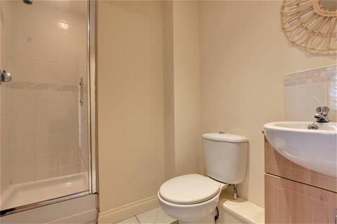 2 bedroom apartment to rent, Harris Road, Doncaster DN3