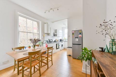 2 bedroom flat to rent, Mowll Street, Oval, London, SW9