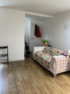 undefined, Lampton Road, Hounslow TW3