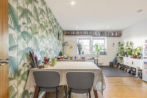 undefined, Scott Avenue, London