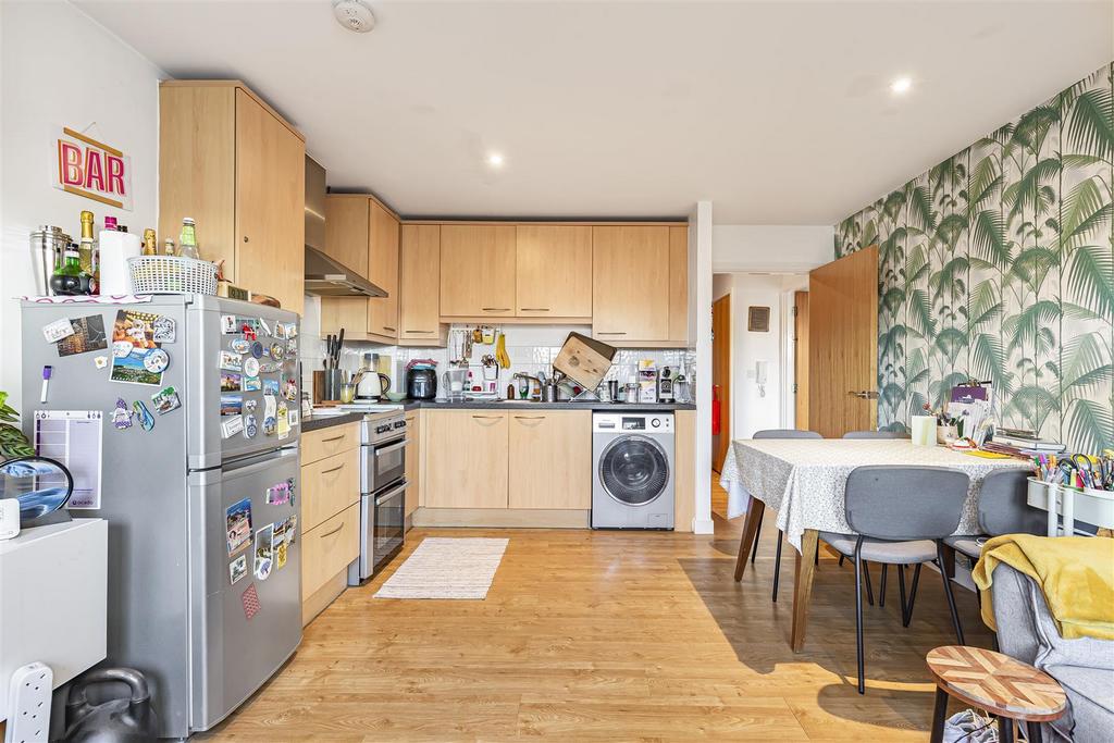 Kitchen/Dining