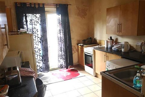 undefined, Woodland Road, Neath, Neath Port Talbot.