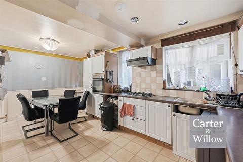 undefined, Manor Road, Essex