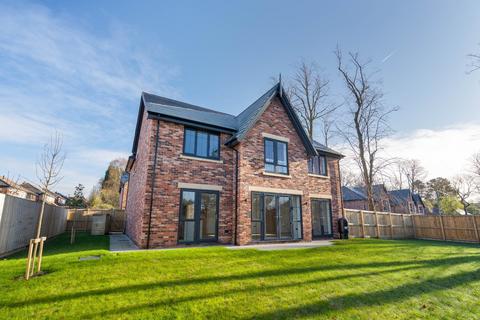 5 bedroom detached house for sale, Further Hey Grove, Woodley, Stockport, Greater Manchester, SK6