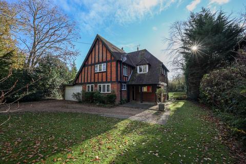 3 bedroom detached house for sale, Folders Lane, Burgess Hill, RH15