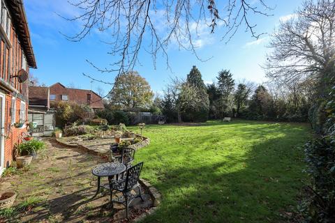 3 bedroom detached house for sale, Folders Lane, Burgess Hill, RH15
