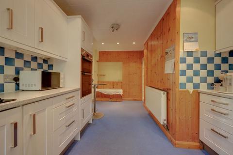 3 bedroom detached house for sale, Folders Lane, Burgess Hill, RH15