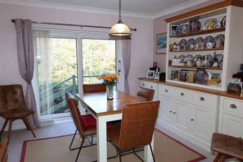 undefined, Fleming Crescent, Haverfordwest