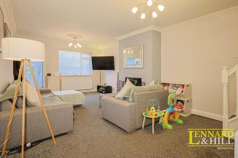 undefined, Sandy Lane, Chadwell St Mary RM16