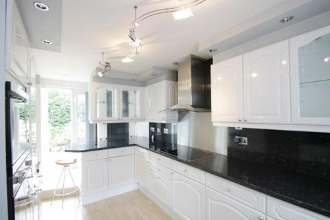 undefined, Blondell Close, Harmondsworth, West Drayton, UB7