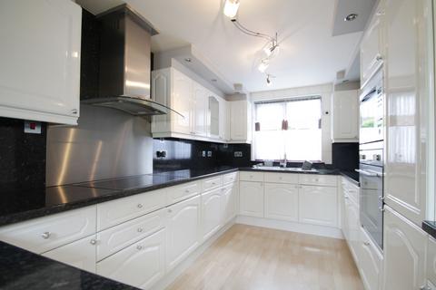 undefined, Blondell Close, Harmondsworth, West Drayton, UB7