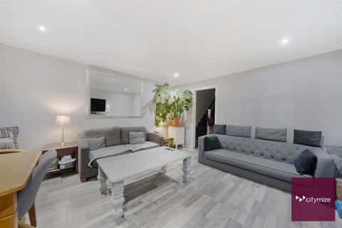 undefined, Lansbury Avenue, Romford