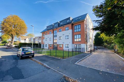 undefined, Apartment 11, 8 Avenue Road, Compton