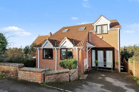 Hill Head Close, Glastonbury, Somerset