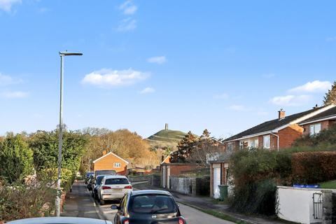4 bedroom detached house for sale, Hill Head Close, Glastonbury, Somerset