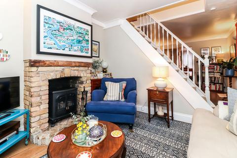2 bedroom semi-detached house for sale, Primrose Hill, Kings Langley, WD4