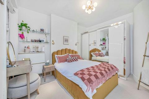 1 bedroom flat for sale, Peacock Street, London SE17