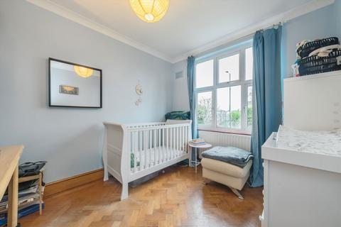 undefined, Upper Sunbury Road, Hampton TW12