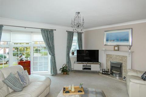 undefined, Hamilton Close, Rustington BN16