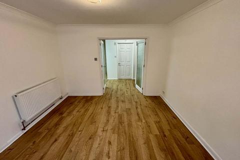 undefined, BERKELEY ROAD, NEWBURY RG14