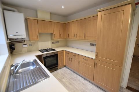 3 bedroom semi-detached house to rent, Radstock Crescent, Broughton