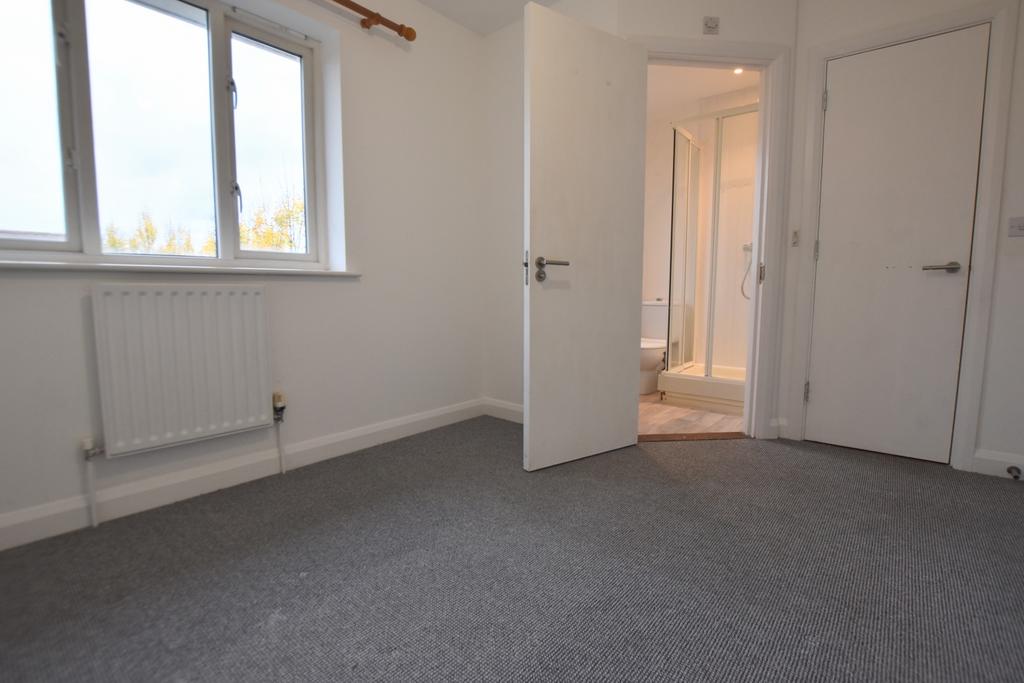 36 Radstock Crescent bedroom 1