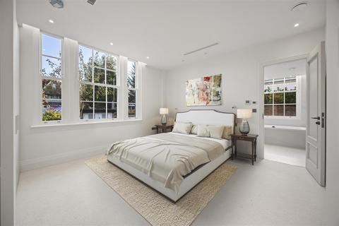 undefined, The Bishops Avenue, Hampstead Garden Suburb , N2