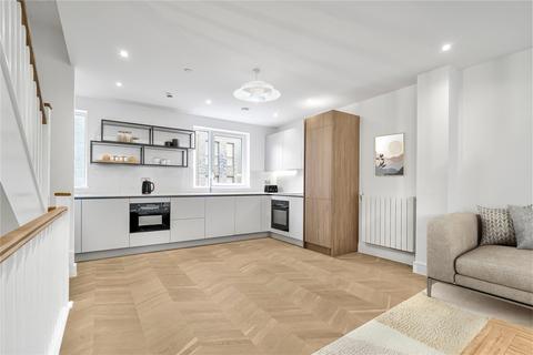 3 bedroom terraced house to rent, Baldwin Lane, London, SE3