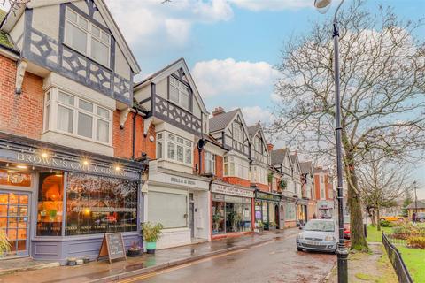 undefined, High Street, Cranleigh GU6
