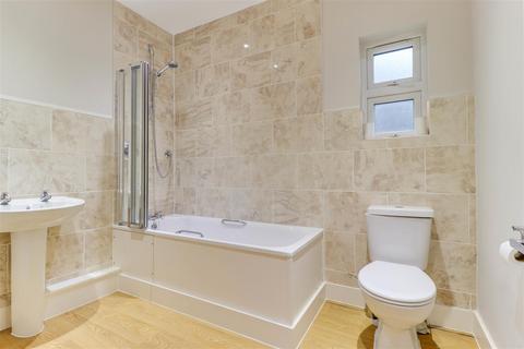 undefined, High Street, Cranleigh GU6